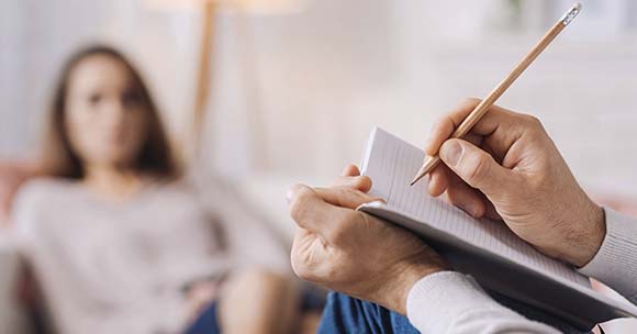 Patient in consultation with a psychologist